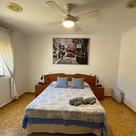 Preciosa En A 5 Min Del Centro Histórico Hostal Gandía