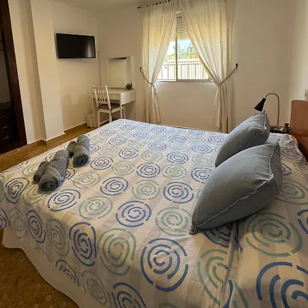 Hostal Preciosa En A 5 Min Del Centro Histórico Gandía